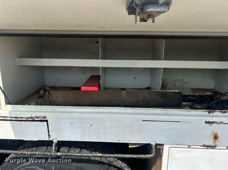 image for item EG1034 2007 Freightliner  Business Class M2 crane truck