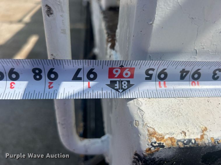 image for item EG1034 2007 Freightliner  Business Class M2 crane truck