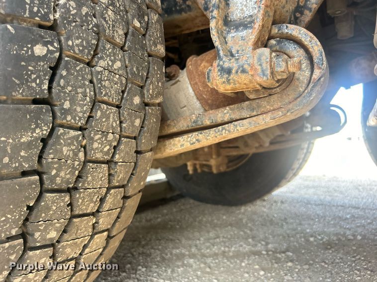 image for item EG1034 2007 Freightliner  Business Class M2 crane truck