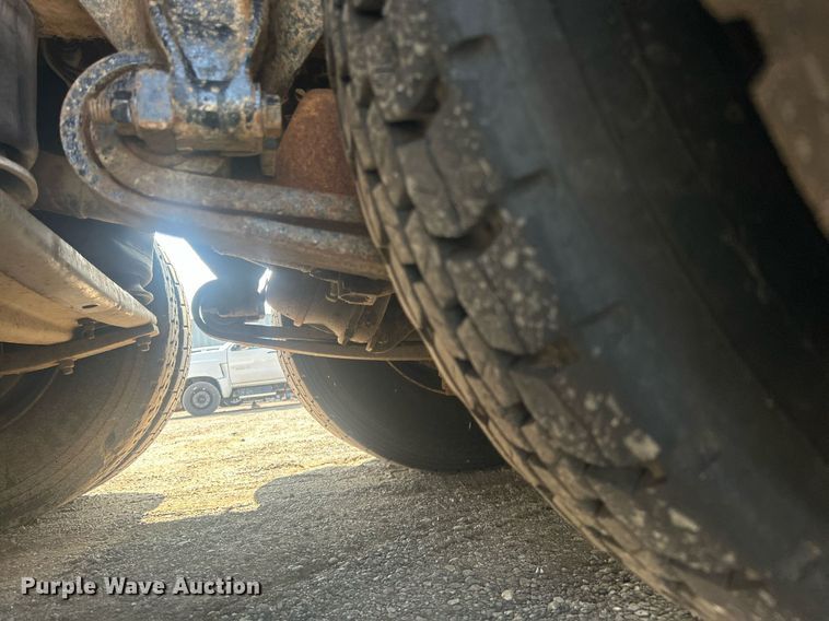 image for item EG1034 2007 Freightliner  Business Class M2 crane truck