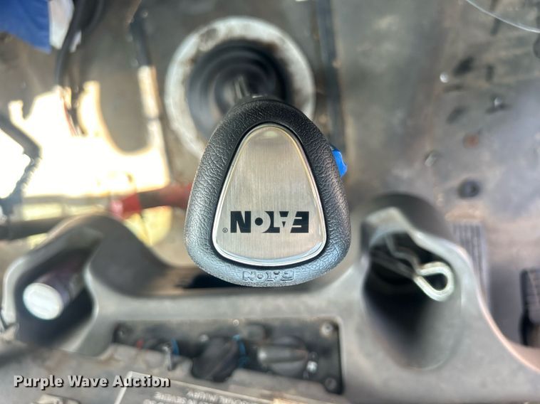 image for item EG1034 2007 Freightliner  Business Class M2 crane truck