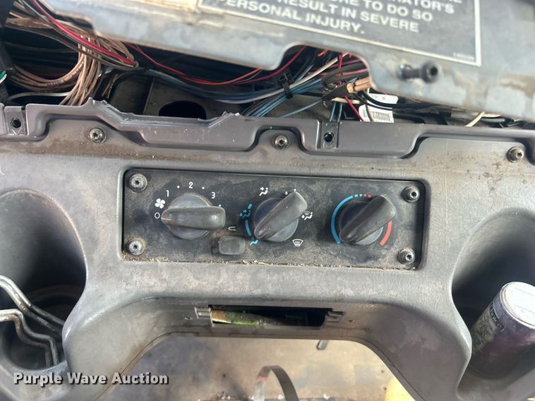 image for item EG1034 2007 Freightliner  Business Class M2 crane truck