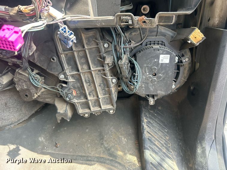 image for item EG1034 2007 Freightliner  Business Class M2 crane truck