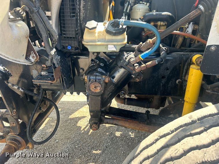 image for item EG1034 2007 Freightliner  Business Class M2 crane truck