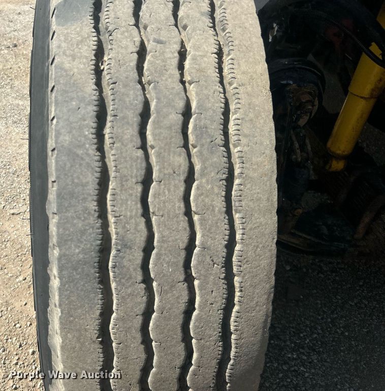 image for item EG1034 2007 Freightliner  Business Class M2 crane truck