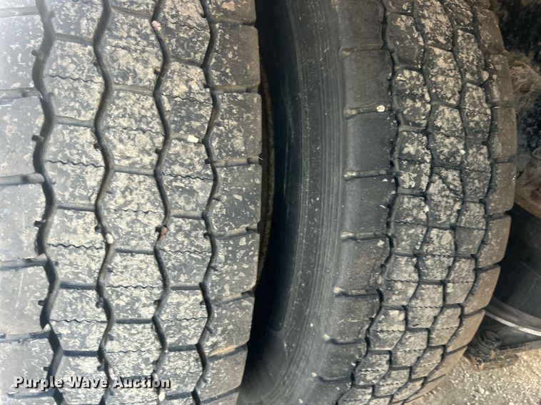 image for item EG1034 2007 Freightliner  Business Class M2 crane truck