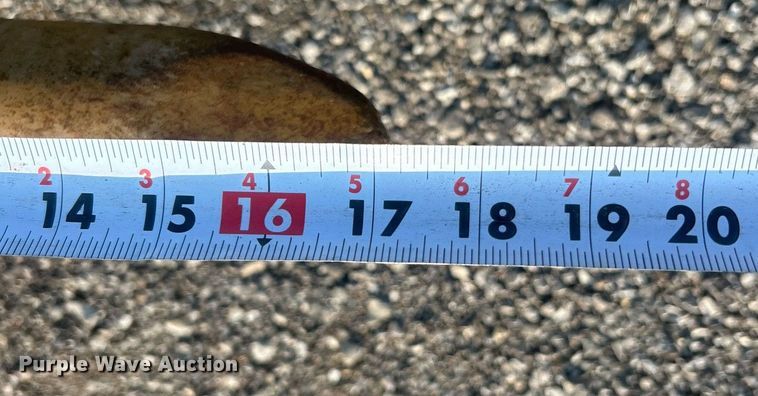 image for item EG1044 Bobcat breaker