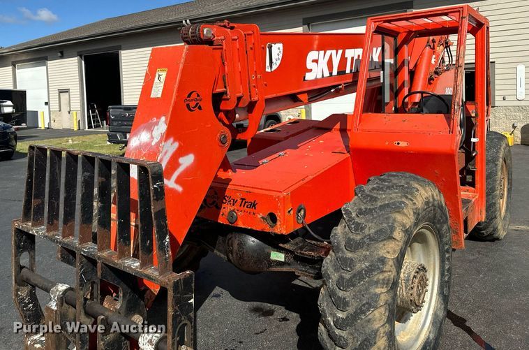 image for item EG6716 1994 Sky Trak 8042 telehandler