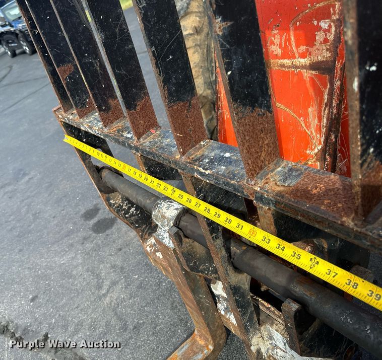 image for item EG6716 1994 Sky Trak 8042 telehandler