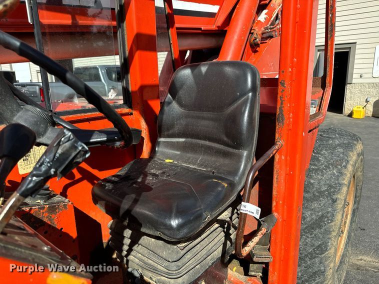 image for item EG6716 1994 Sky Trak 8042 telehandler