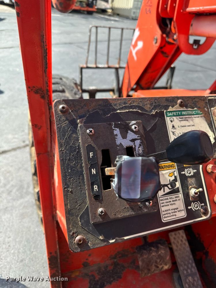 image for item EG6716 1994 Sky Trak 8042 telehandler