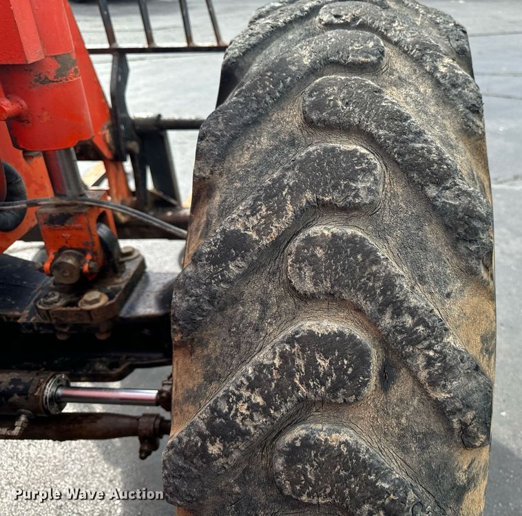 image for item EG6716 1994 Sky Trak 8042 telehandler