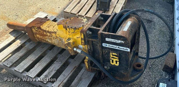 image for item EG6717 2019 Epiroc SB 452 breaker