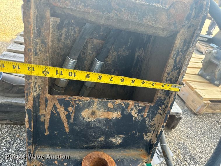 image for item EG6717 2019 Epiroc SB 452 breaker