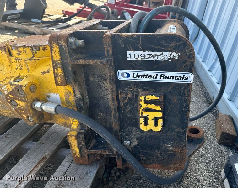 image for item EG6717 2019 Epiroc SB 452 breaker