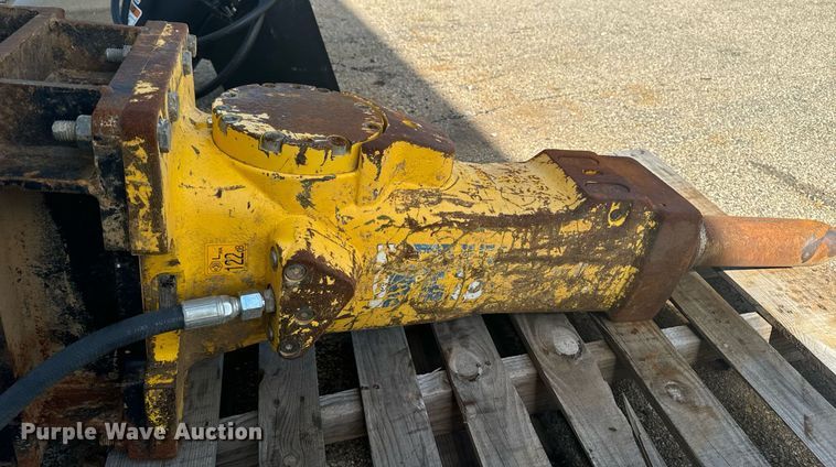 image for item EG6717 2019 Epiroc SB 452 breaker