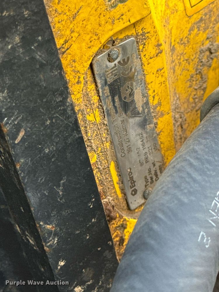 image for item EG6717 2019 Epiroc SB 452 breaker