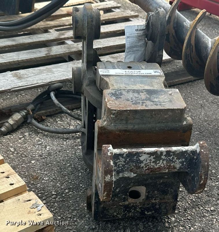 image for item EG6718 Helac PowerTilt coupler