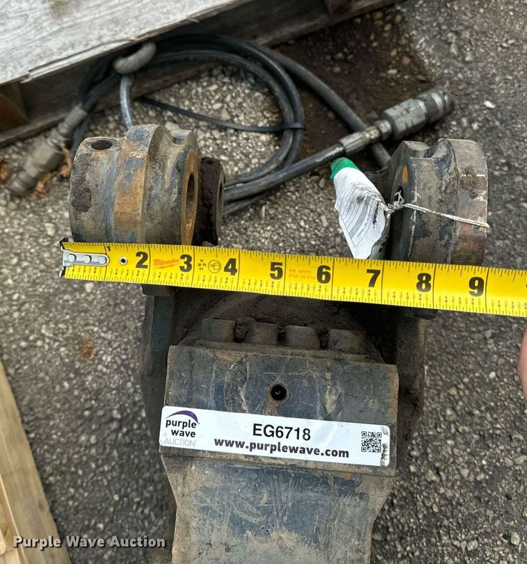 image for item EG6718 Helac PowerTilt coupler