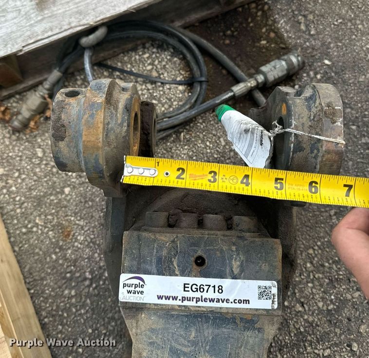 image for item EG6718 Helac PowerTilt coupler