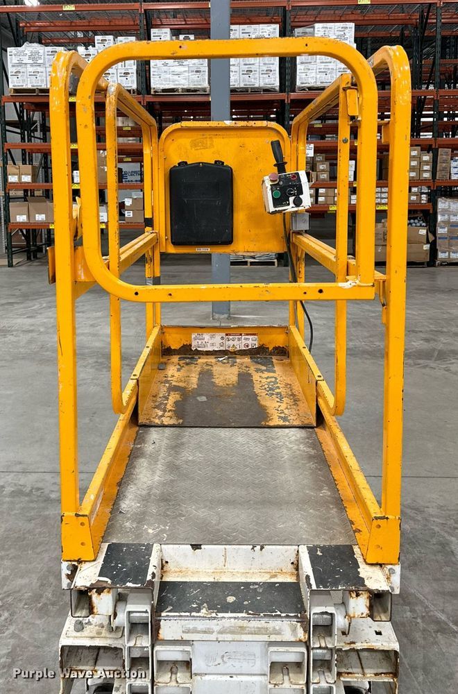 image for item EG6720 2015 Hy-Brid HB-1430 scissor lift