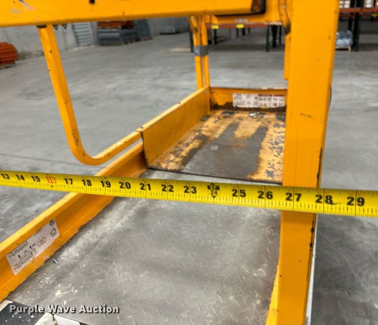 image for item EG6720 2015 Hy-Brid HB-1430 scissor lift