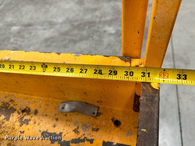 image for item EG6720 2015 Hy-Brid HB-1430 scissor lift