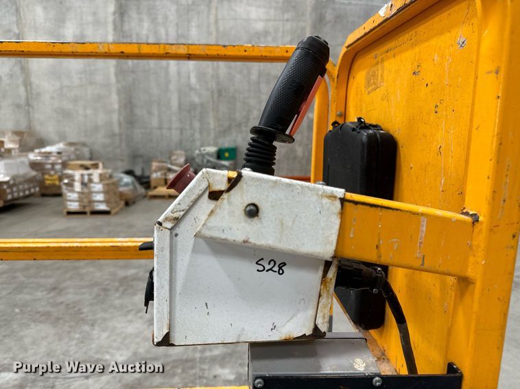 image for item EG6720 2015 Hy-Brid HB-1430 scissor lift