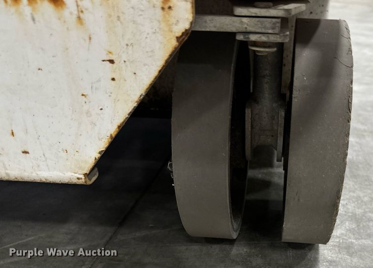 image for item EG6720 2015 Hy-Brid HB-1430 scissor lift