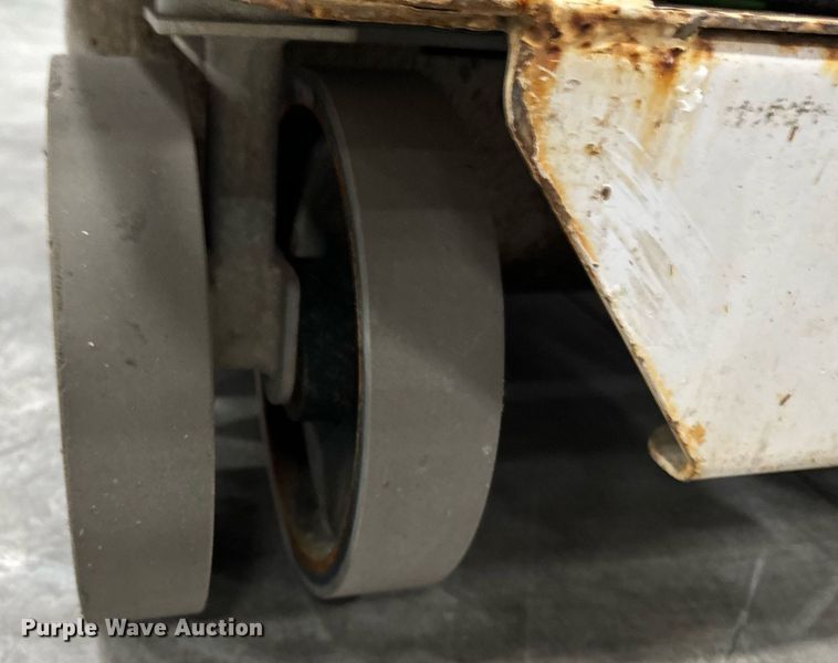 image for item EG6720 2015 Hy-Brid HB-1430 scissor lift