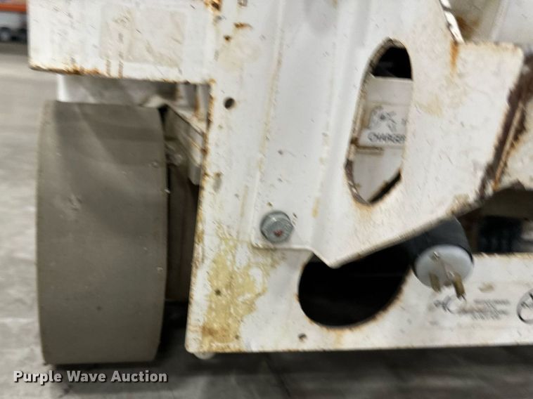 image for item EG6720 2015 Hy-Brid HB-1430 scissor lift