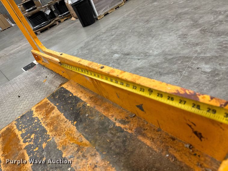 image for item EG6721 2018 Hy-Brid HB-1430 scissor lift