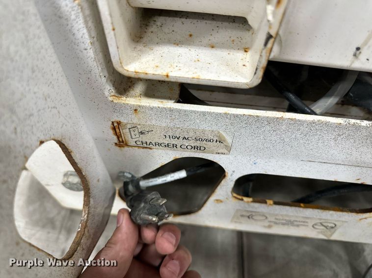 image for item EG6721 2018 Hy-Brid HB-1430 scissor lift