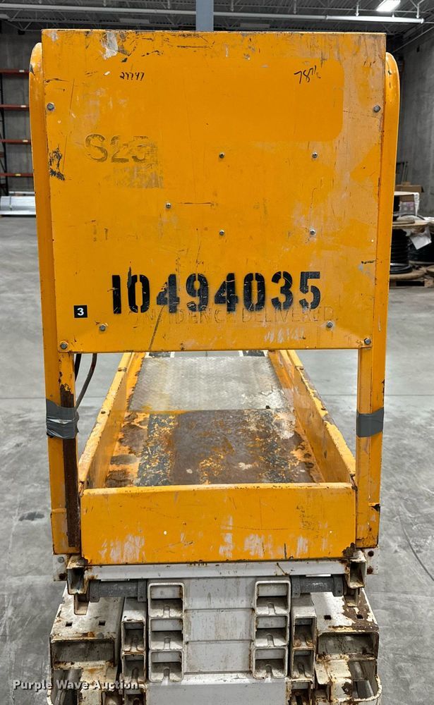image for item EG6722 2016 Hy-Brid HB-1430 scissor lift