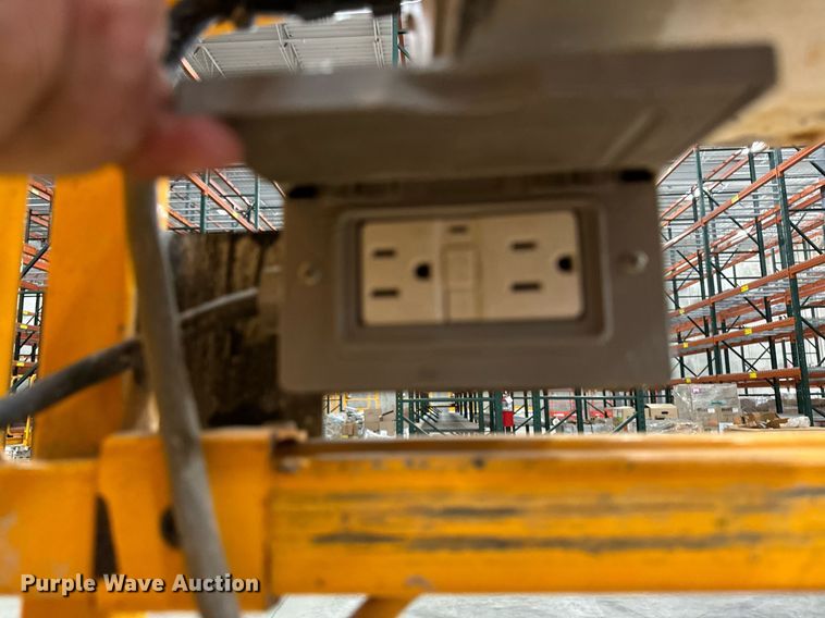 image for item EG6722 2016 Hy-Brid HB-1430 scissor lift