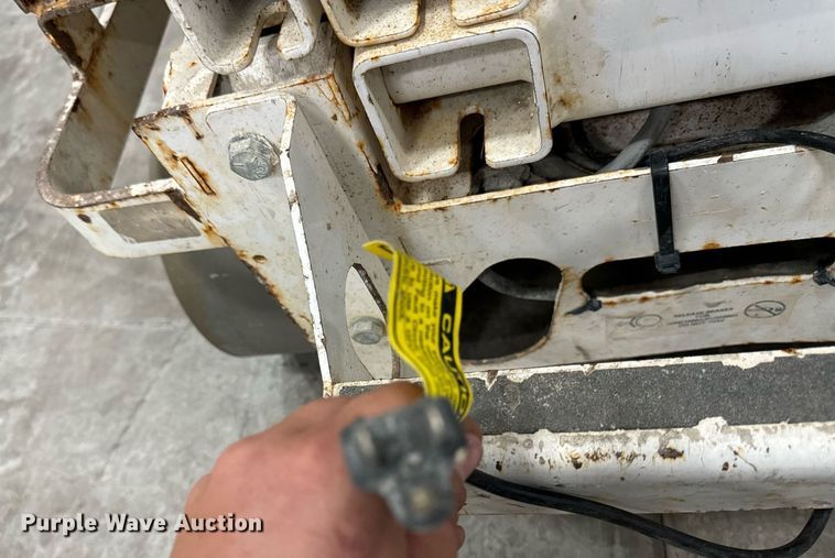 image for item EG6722 2016 Hy-Brid HB-1430 scissor lift