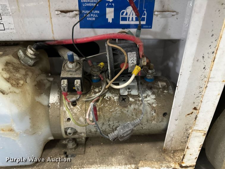 image for item EG6722 2016 Hy-Brid HB-1430 scissor lift