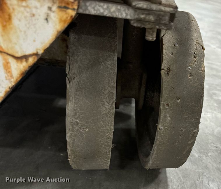 image for item EG6722 2016 Hy-Brid HB-1430 scissor lift