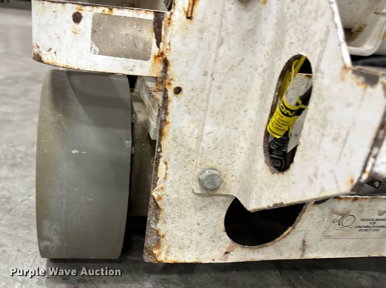 image for item EG6722 2016 Hy-Brid HB-1430 scissor lift