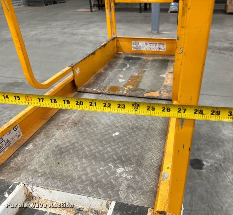 image for item EG6723 2016 Hy-Brid HB-1430 scissor lift