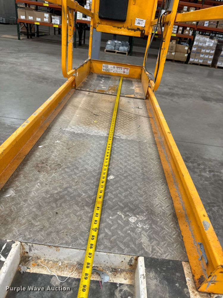 image for item EG6723 2016 Hy-Brid HB-1430 scissor lift