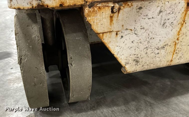 image for item EG6723 2016 Hy-Brid HB-1430 scissor lift