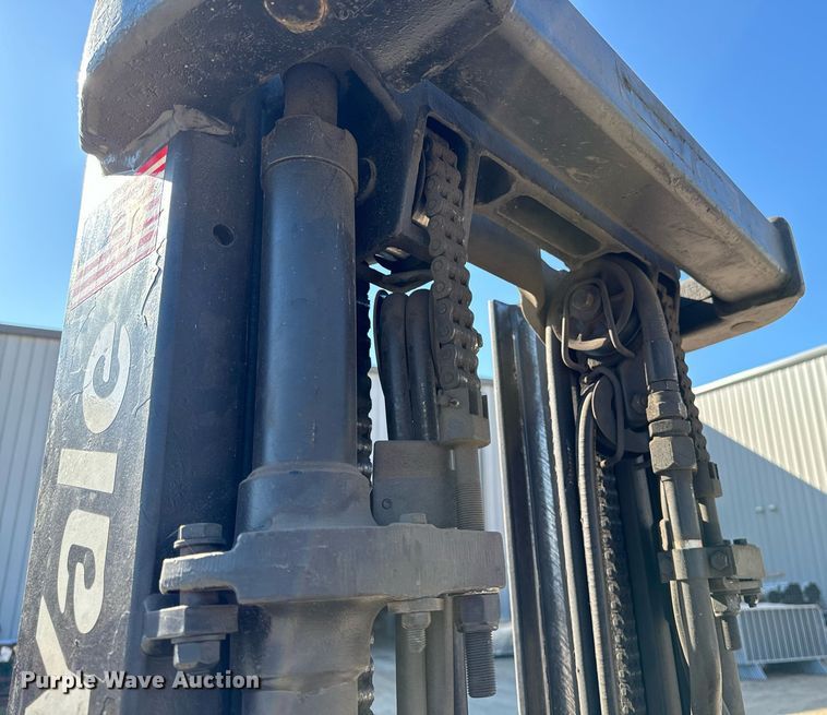 image for item EG6726 Yale GLC050RGNUAE084 forklift