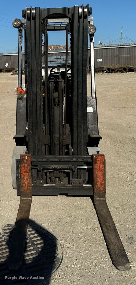 image for item EG6726 Yale GLC050RGNUAE084 forklift