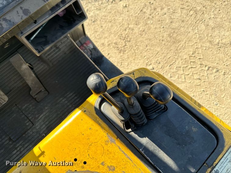 image for item EG6726 Yale GLC050RGNUAE084 forklift