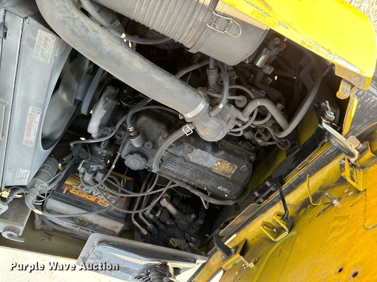 image for item EG6726 Yale GLC050RGNUAE084 forklift