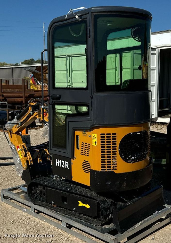 image for item EG6731 2024 AGT Industrial  H13R mini excavator