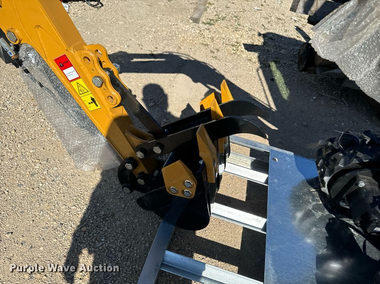 image for item EG6731 2024 AGT Industrial  H13R mini excavator