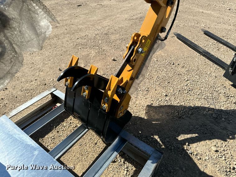 image for item EG6731 2024 AGT Industrial  H13R mini excavator