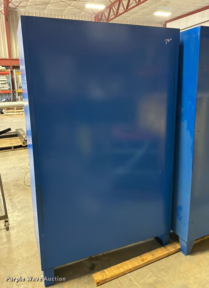 image for item EG6738 (2) storage cabinets 